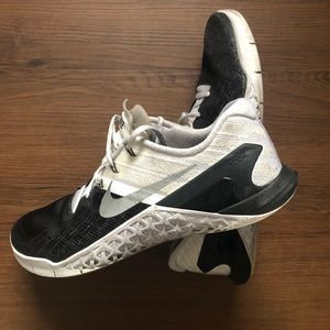 Men’s Nike Metcon 3 size 11.5